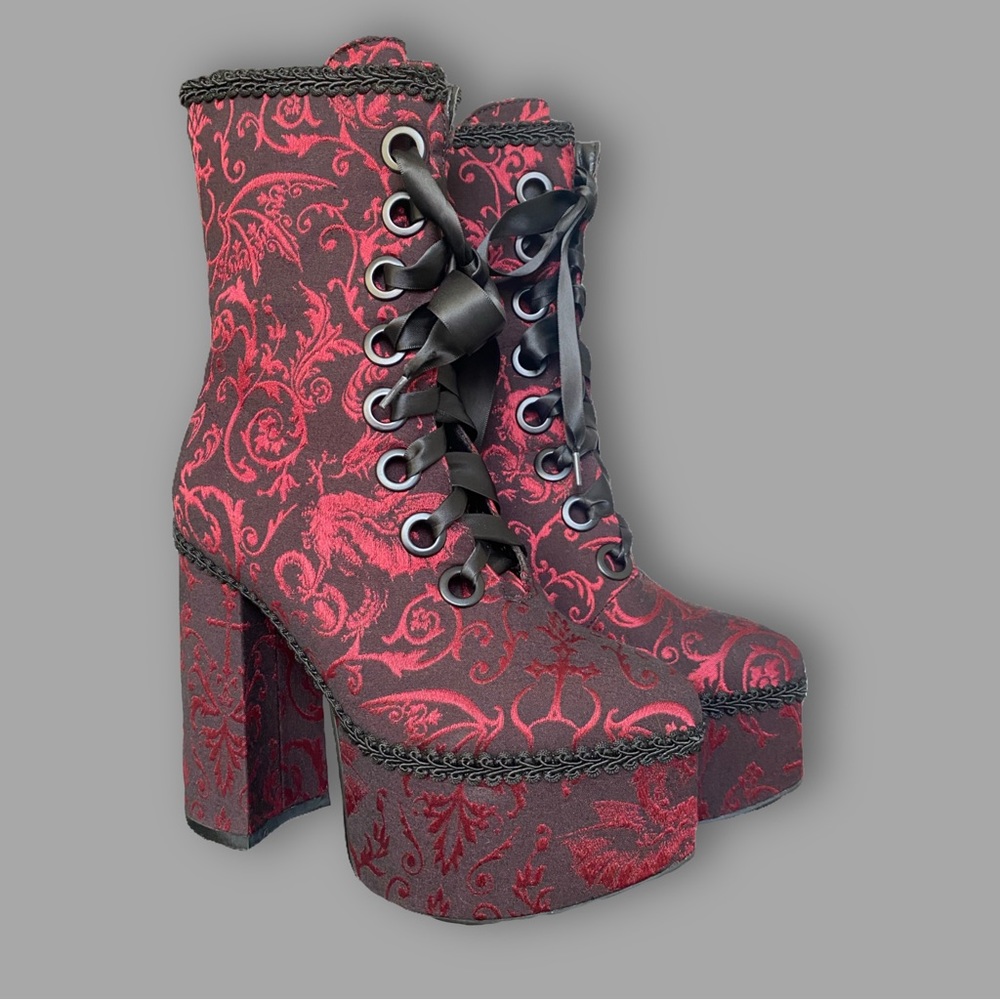 WIDOW DOLLS KILL Unfinished Business shoes